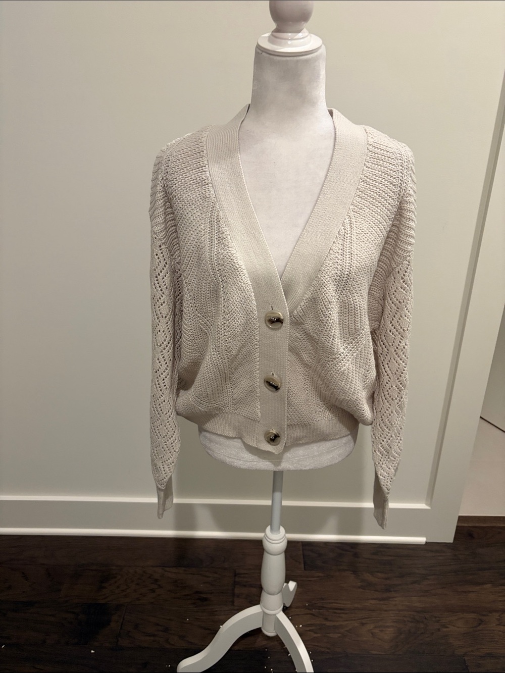 RD Style Neutral Cardigan Sweater Sz M
